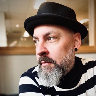 Stefan_Trumpf's profile picture. Trainer, Autor & Sprecher - Tutorship & Bildungsmanagement - Sprachen & die Philosophie des einfachen Seins.