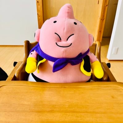 普段はパン職人です🥖。ドラゴンボール、ヒロアカ、ワンピース(KOAに限り)のフィギュアを集めています。VAROQさん、岩倉さん、山下さん、中澤さんの作品が大好きです。2人の子どもたちの運を借りて一番くじ引いてます。まれに神引きかまします!