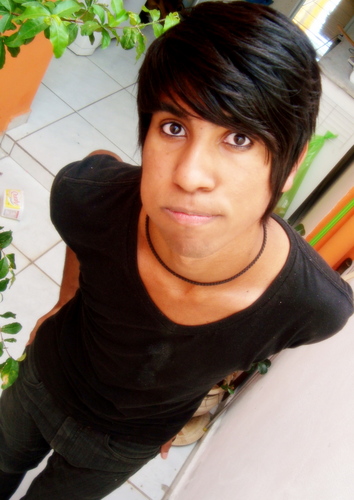 doido e coadjuvante u.u KPASKPA,mintira,sou eu msm :P