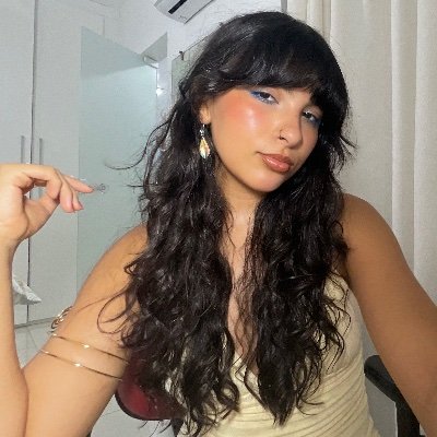 lariguedes_'s profile picture. ☭