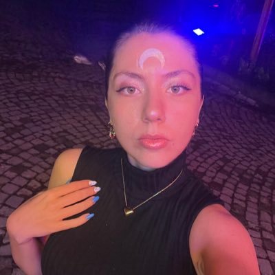 petoov's profile picture. you’ll never know