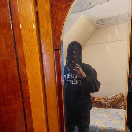 Buzah_1's profile picture. You can't be everything to everybody.
I live for now.,I don't know what happens after here.
I love @JColeNc @kanyewest.,@Arsenal and dogs.