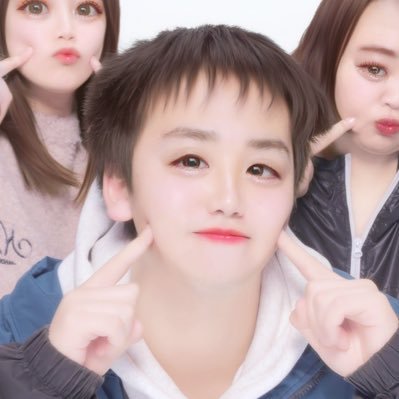 はじめましてだいきです兵庫県の姫路に住んでます23歳です😚😚😚😚仲良くしてください😚ポケモン大好き😊😊😊カラオケとかも好き！！