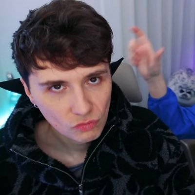 mayg2002's profile picture. 22 | she/her | met dnp (10/23/24) !!!        👩🏻‍❤️‍💋‍👩🏻🫧📚👾🖍️. tpwk ♡ ‧₊˚ ⋅ ౨ৎ ‧₊ .ᐟ