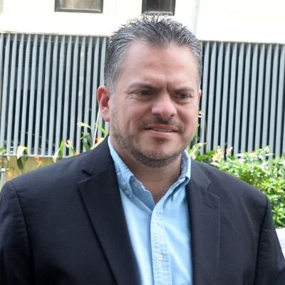 Siempre con la verdad de frente; haciendo lo que considero correcto, aún cuando me pueda equivocar, y arriesgarlo todo.