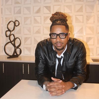 Aquarius ♒️ (2) Degree’d. I Host Events🥂 WillieeB’s World Events, Check Link in Bio
