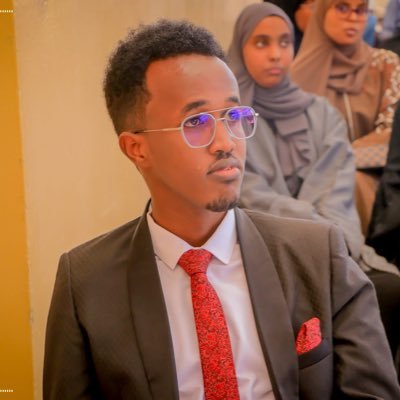 SidikMoh123's profile picture. Studying Social work at UOH | Junoir Student | Chess lover | Educator | Enuemator at DRC | Interesting reading, Business, Leadership & Social activities