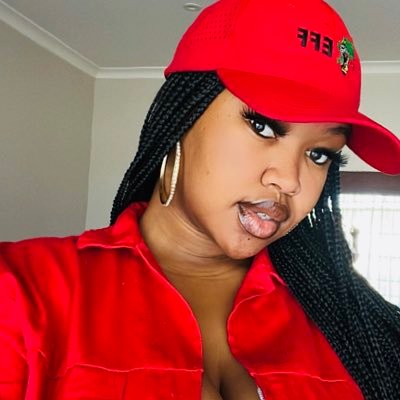 UCT Alumna | EFFYC Media Liaison | Chivalry is not dead 🤎