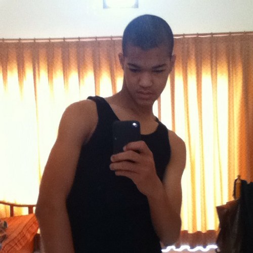 MaxMmillion1's profile picture. My life is good. But with this life I push forward with 110% always with no regret l'll use it before it runs out and have a happy life :-)