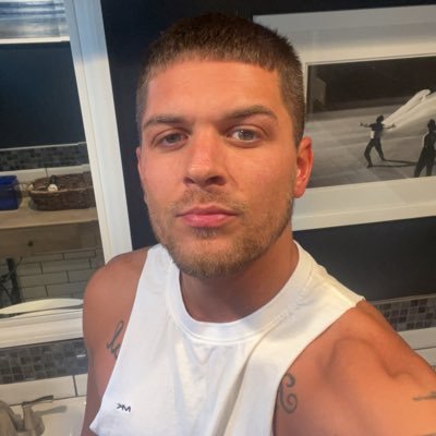 JonMcDonald1212's profile picture. 