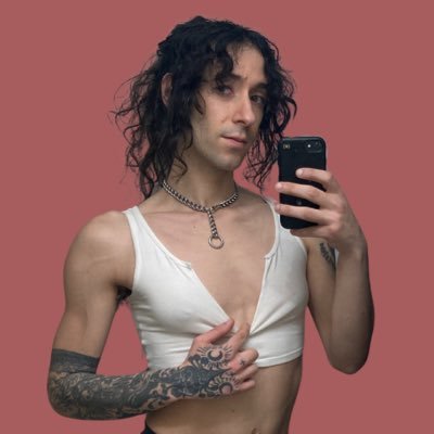 🏳️⚧️ethereal nympho with a soft spot for a hard spot🏳️⚧️ 🌹NSFW 18+🌹💃🏻Princess Mami 💃🏻💋switch/vers, good/bad, poly, clocky, queer💋