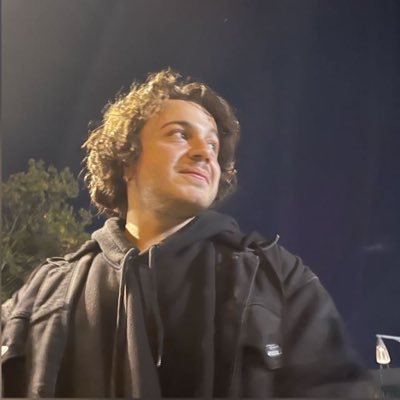 OzatakanMurat's profile picture. itü ehb