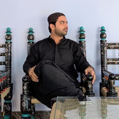 LehriNafees's profile picture. 🇵🇸🇵🇰
Confidence is silent insecurities are loud