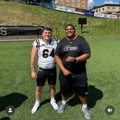 I believe in The Lord Jesus Christ! Passion For Coaching, Former All-Conference Tackle, Annapolis Native! HTX✈️ ALL opinions are MY OWN (not my employer)!