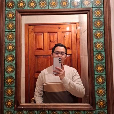 oscar_goga_'s profile picture. I'm embarrassed to have it, but need the sympathy