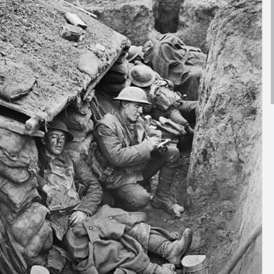 IsThata10x's profile picture. 💩 shit scalper.  🤡  Meme dependent 
💰1.5x Hustler.   📊 TA specialist 
 🎰 Top Tier Gambler🎰