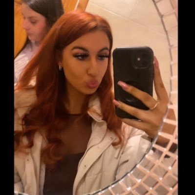 Nicoleosulliv17's profile picture. 