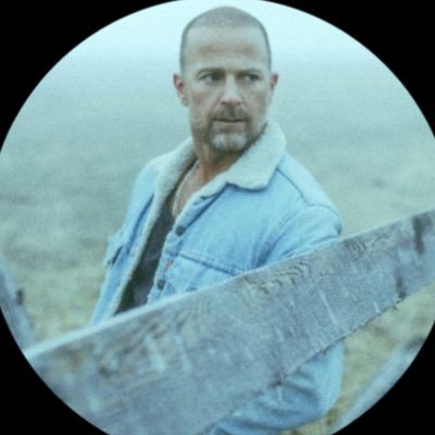 kipmoore_527's profile picture. Album #6 Solitary Tracks out Feb 28.