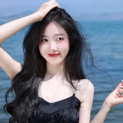 415254141A's profile picture. 与其仓皇的追高买进,不如低吸静待满天繁星⭐需要跟车加我宇宙无敌号