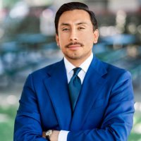 Oscar Flores (@realoscarflores) Twitter profile photo