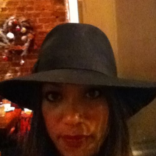 miss_rozana's profile picture. Lover, Fighter, Life Hustler. EA to Indie-Rei Hall. Wingman to the rubbish kingpin. Ex Marie Claire, Harper’s BAZAAR and Sunday Times STYLE