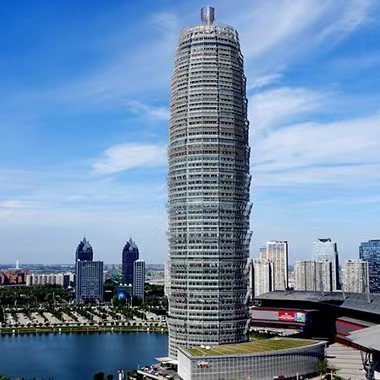 A journalist from Henan Daily. I share what I see and experience in Central China's Henan province