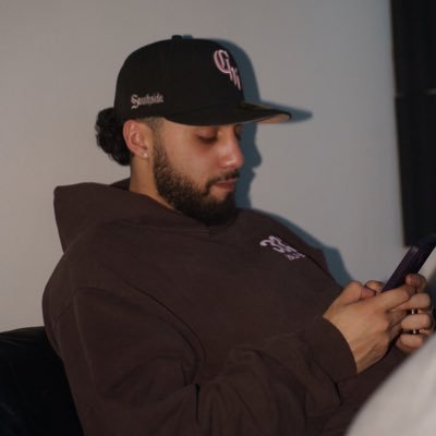 JhonnyHoncho's profile picture. Chicago artist.