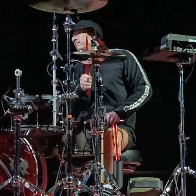 scaledjosh's profile picture. unidad basica de las tetas de Josh.                                              
28 y 29 de enero