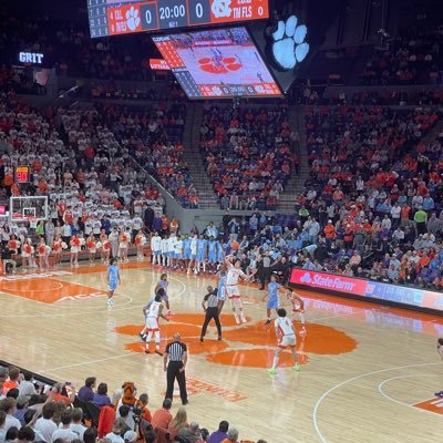 queen9suited's profile picture. 2024 CFP Participants