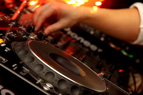 NewcastleLife's profile picture. Newcastle Nightlife is amongst the best in the world. It has been tried and tested and we are giving you an impartial look on the lot - Clubs, Bars, and Pubs.