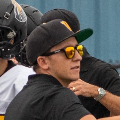 Ventura High School Football JV Head Coach & OC | VHS, Ventura College, Cal State Northridge Alumni