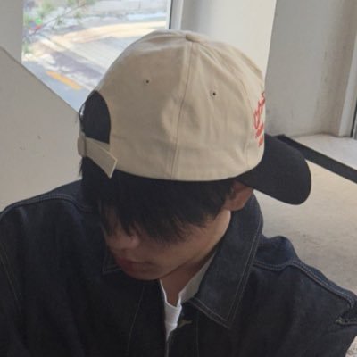 seungtaks's profile picture. 
