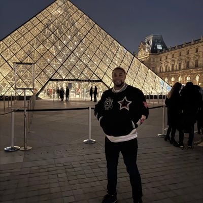 Edefinitejobs's profile picture. Business man