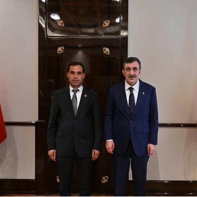 BİNGÖL TÜM MUHTARLAR DERNEĞİ BAŞKANI
BingölŞehit Mustafa Gündoğdu Mahalle Muhtarı