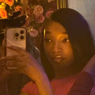 sydnij618's profile picture. im just a girl idk..