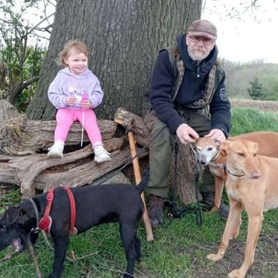 ianthomascrowl1's profile picture. 