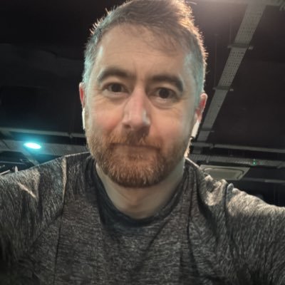 jtcurley78's profile picture. There are two wolves.