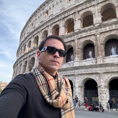 Artista del género vallenato viviendo en Italia 🇮🇹