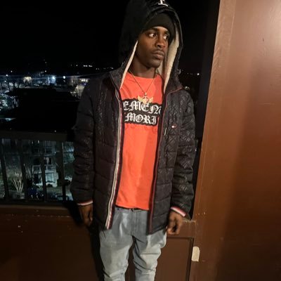 raymond47992632's profile picture. “Life gets hard just grind to better it💰” #LLSTIDDY💙/ #LLTWAN ❤️ forever y’all boys world 🤞🏾.