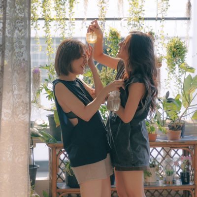 04BEinmyheart98's profile picture. 