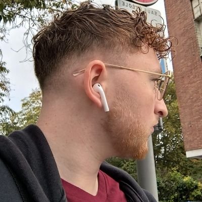 Enderdable's profile picture. 04/01      /---\                                                                                          
● Ado The Queen