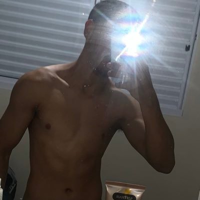 qycwb46m2n's profile picture. Casad🤫23y me convida pra sua cama? 🤭