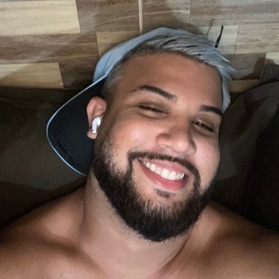 MicheeelFFC's profile picture. 021 🏄🏼‍♂️