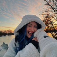 Isza (@iszacomentts) 's Twitter Profile