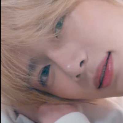 18↑txt boynextdoor