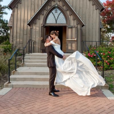 midwestern_RN's profile picture. be brave // think for yourself // seek and speak truth