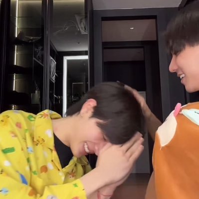 knm1468318's profile picture. 