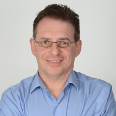 I drive strategy, innovation, and digital transformation, helping SMBs overcome challenges, seize opportunities, and scale with AI and custom software solutions