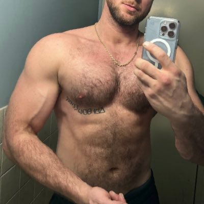if you don’t like crazy, run away. early 30s dom. heavy handed, obsessive, possessive, controlling, and sadistic. experienced and taboo in most forms