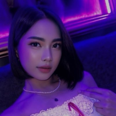 0xAyulah's profile picture. Newbie in Crypto & X. #TeachMeBro #YOLO